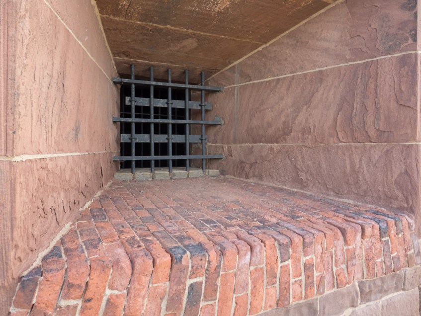 Castle Williams, Governors Island, NY, © 2016 Bob Hahn, Olympus OM-D/E-M1 OLYMPUS M.12-40mm F2.8 at 12 mm, ISO 200 Exposure: 1/125@f/4