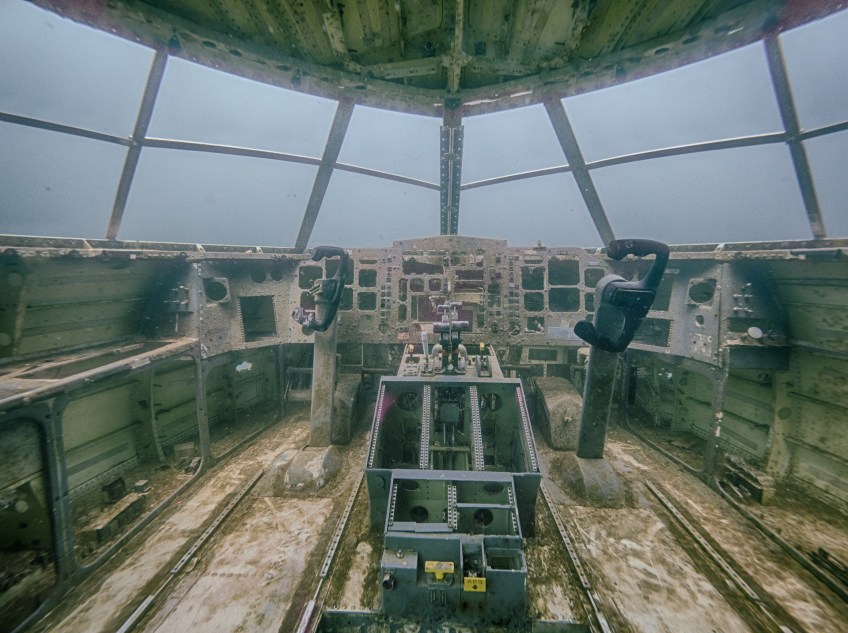 Challenger 600 Dutch Springs, Bethlehem, PA, © 2016 Bob Hahn, Olympus OMD/E-M1 OLYMPUS M.7-14mm F2.8 at 7 mm, ISO 800 Exposure: @f/6.3